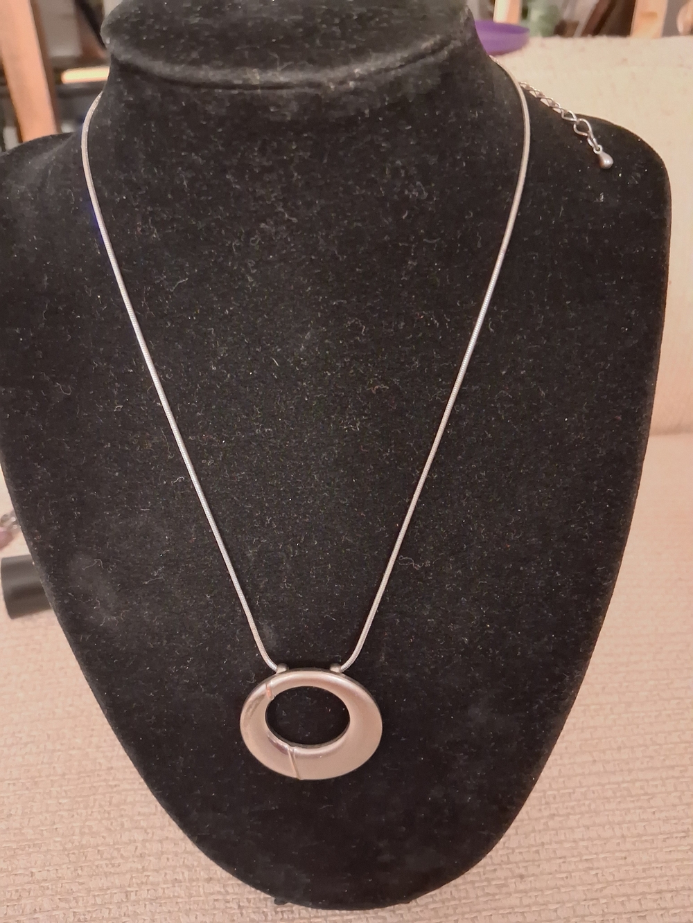 Modern Silver Open Circle Pendant Necklace for Women